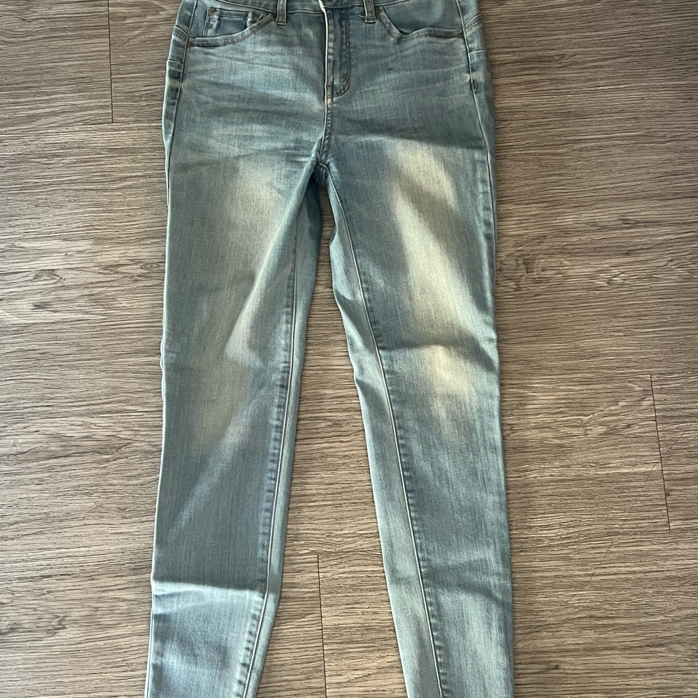 Wax Jean Women's Faded Blue Skinny Jeans